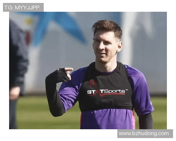 法国足球明星后腰的辉煌历程与对球队的深远影响分析