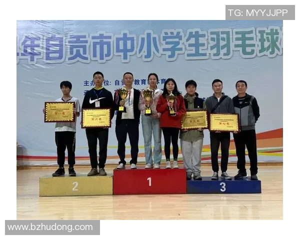 广州羽毛球队荣登羽毛球节奏排行榜第三名展现卓越实力与团队精神 广州羽毛球队荣登羽毛球节奏排行榜第三名展现卓越实力与团队精神